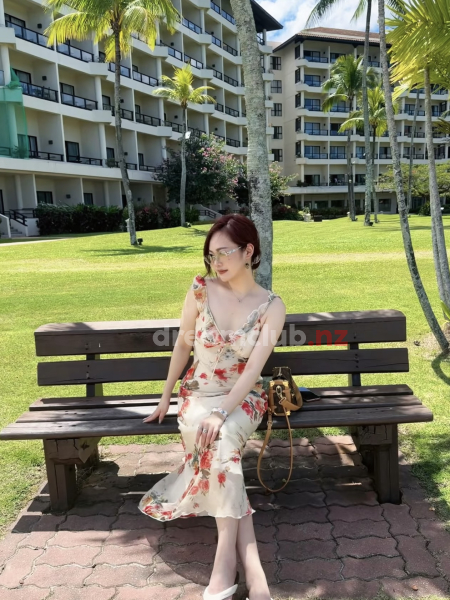 Best  escort in North Shore